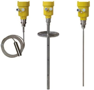 Guided wave radar level transmitter