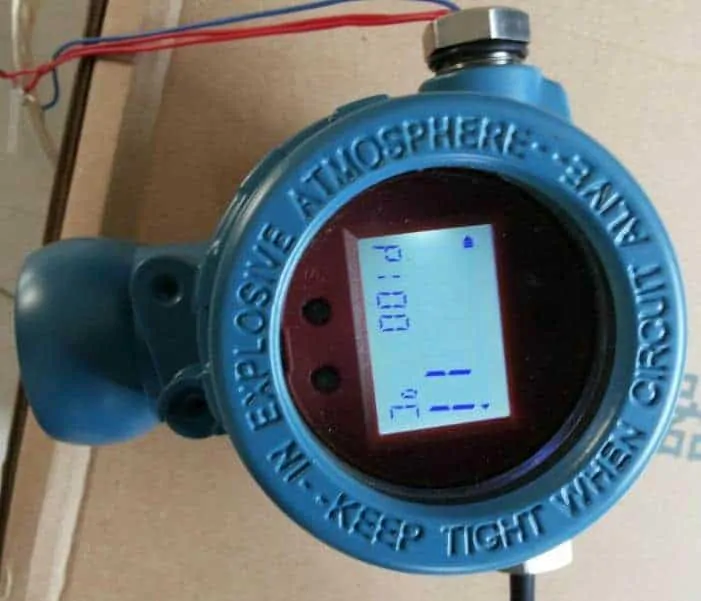 SI-SBW FIELD MOUNTED HART TEMPERATURE TRANSMITTER3